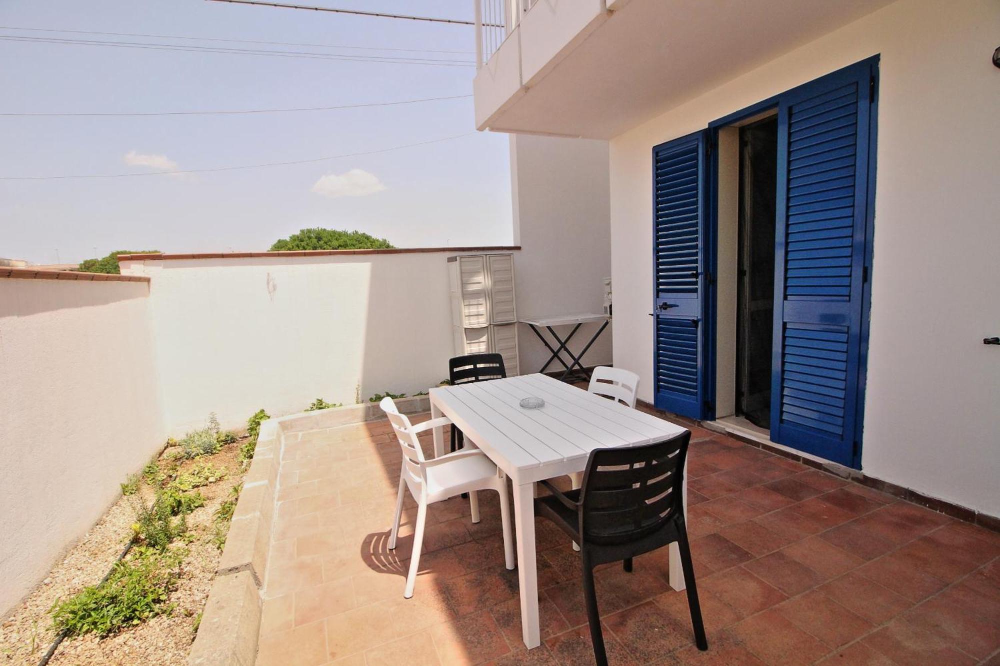 Residence Mare Azzurro Торре-Сан-Джованні-Удженто Екстер'єр фото